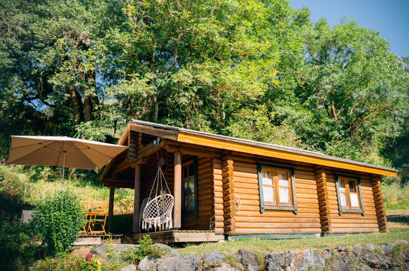 Camping Ecovillage Soleil Du Pibeste Agos-Vidalos Zewnętrze zdjęcie