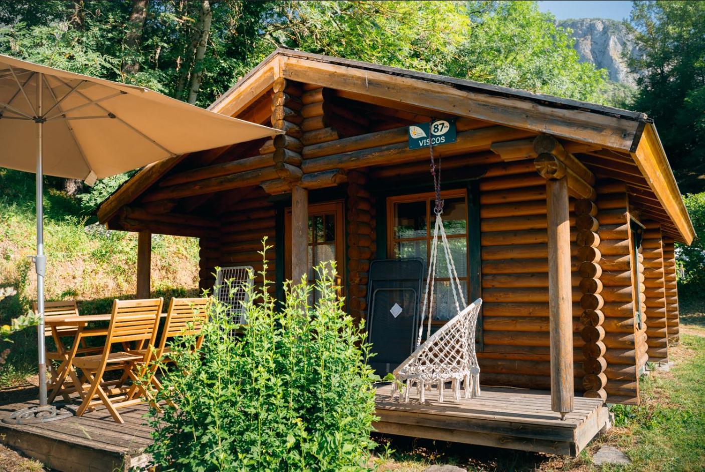 Camping Ecovillage Soleil Du Pibeste Agos-Vidalos Zewnętrze zdjęcie