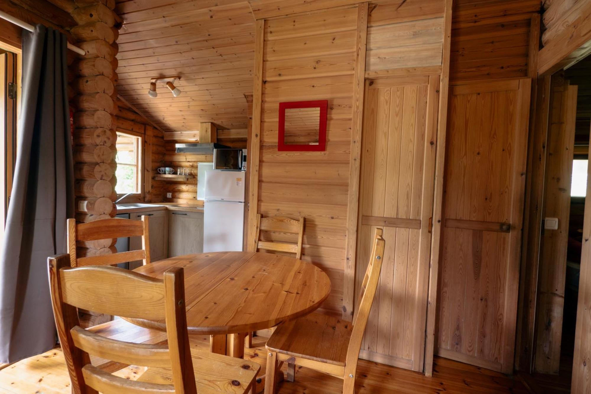 Camping Ecovillage Soleil Du Pibeste Agos-Vidalos Zewnętrze zdjęcie