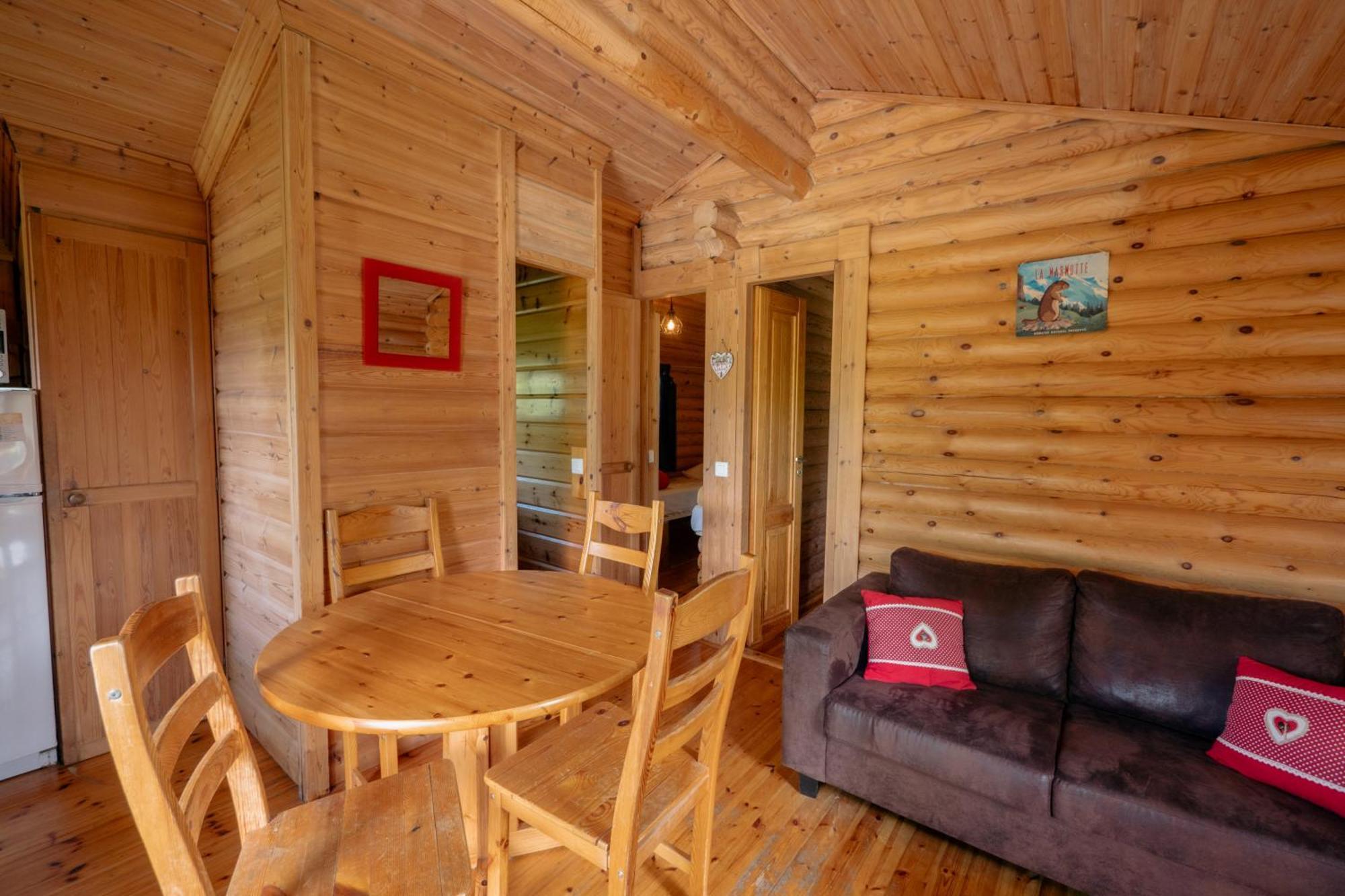 Camping Ecovillage Soleil Du Pibeste Agos-Vidalos Zewnętrze zdjęcie
